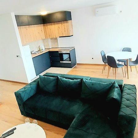 Apartamento Magenta Zvezdara Belgrado Exterior foto